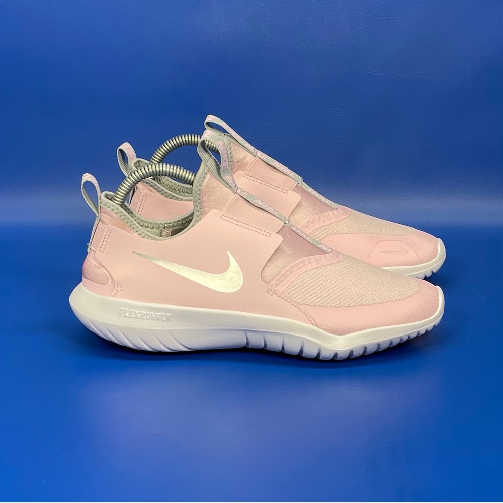 NEW Nike Flex Runner Athletic Shoes GS Soft Pink Silver Summit White